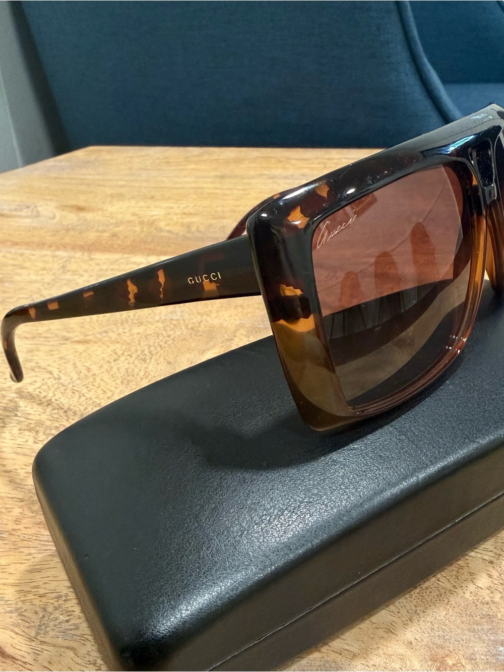 Gucci Tortoiseshell Brown Gradient Shield Sunglasses - Picture 9 of 11